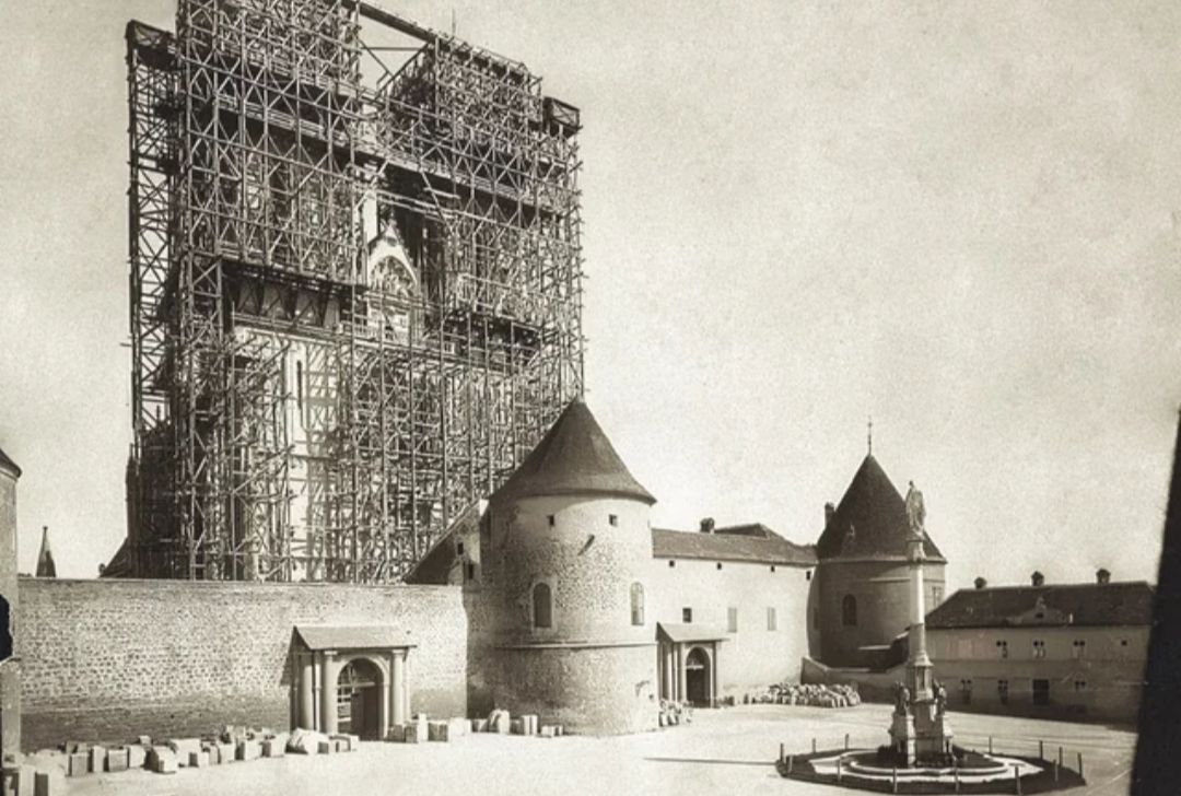 Katedrala u gradnji, Kaptolski trg, 1890. godina